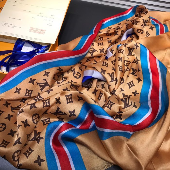 Louis Vuitton Scarf LVS00114